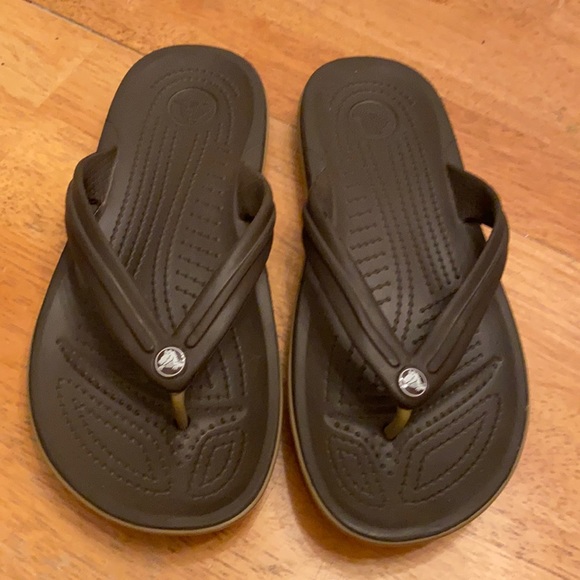 Crocs flip flop things unisex brown nice W7, M5 - Picture 1 of 11